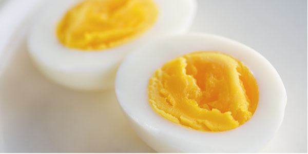 Ăn trứng ngỗng khi mang thai vào tất cả các bữa trong ngày